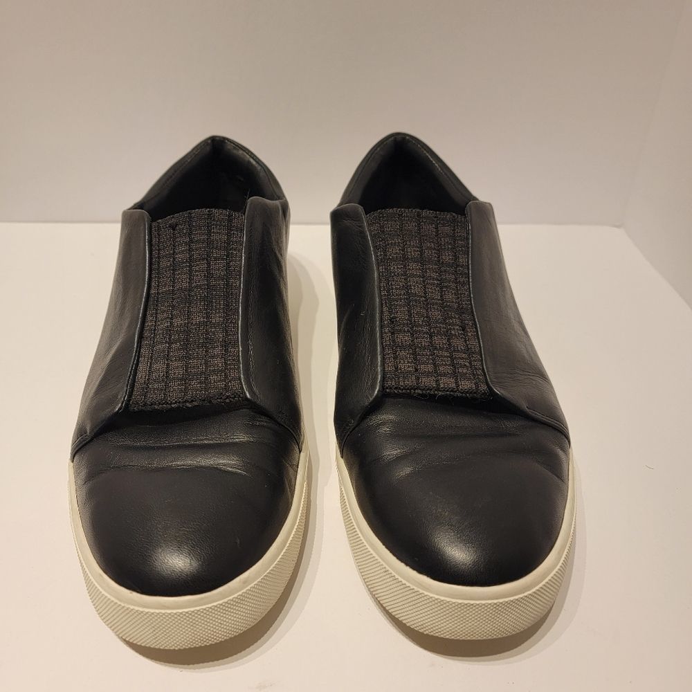 Womens Vince black leather Slip-On Shoes Size 10